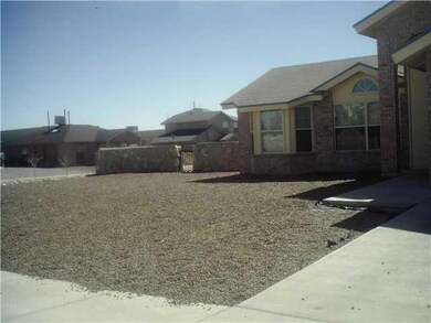 14588 Desierto Bello Ave, El Paso, TX 79928 - photo 3