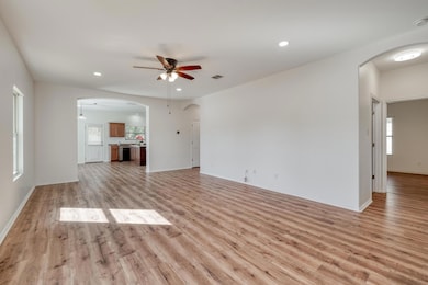 229 Wells Bend, Hutto, TX 78634 - photo 6