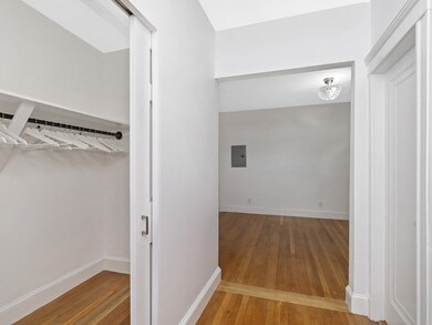 40 Linnaean St unit 7, Cambridge, MA 02138 - photo 2