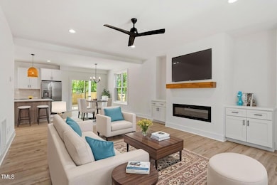 811-Fargo-St-2136243_10 - Living Room -