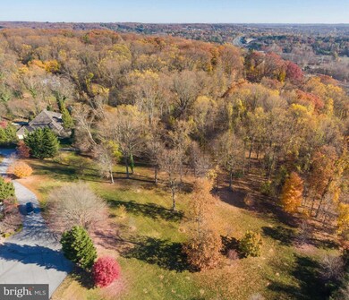 705 Hillstead Dr, Lutherville Timonium, MD 21093 - photo 2