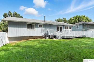 13821 Jefferson Cir, Omaha, NE 68137 - photo 2