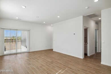 25470 W Fraktur Rd, Buckeye, AZ 85326 - photo 3