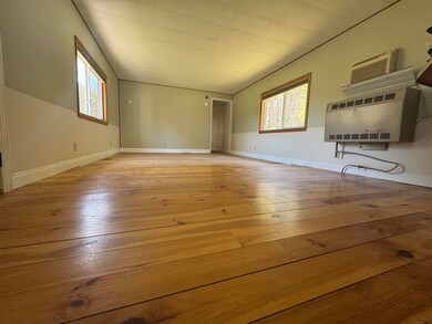 Livingroom with new flooring