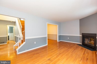 15562 Traverser Ct, Woodbridge, VA 22193 - photo 3