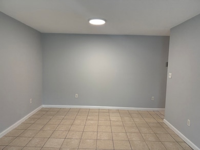 279 Fellsway W unit 1, Medford, MA 02155 - photo 4