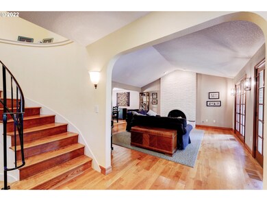 2 Yorick St, Lake Oswego, OR 97035 - photo 5