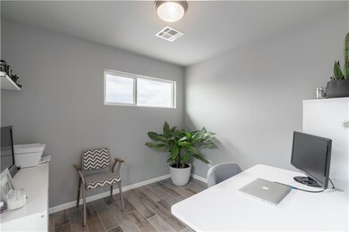 2413 NW 172nd Cir, Edmond, OK 73012 - photo 5