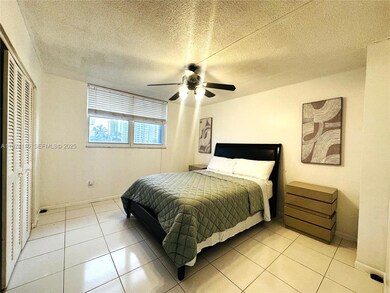 Oxford Towers unit 205, Hollywood, FL 33019 - photo 6