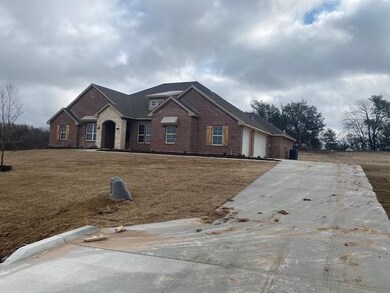 1052 Boulder Rd, Weatherford, TX 76085 - photo 2