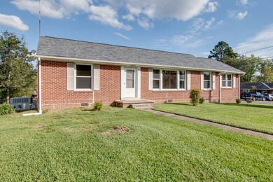 905 Cowan Ave, Shelbyville, TN 37160 - photo 2