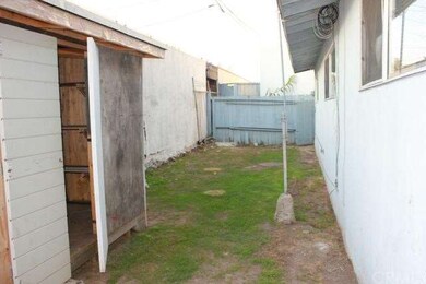 STORAGE AND SIDE VIEW FOR BACK UNIT