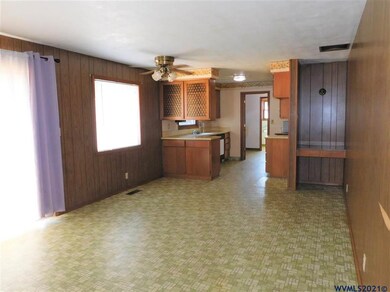 360 Wilshire Dr N, Keizer, OR 97303 - photo 4