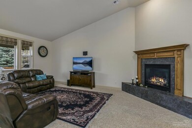 61130 Tapadera St, Bend, OR 97702 - photo 5