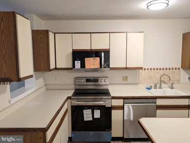 45 Flintlock Ln, Chesterbrook, PA 19087 - photo 6