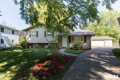 40 Parklane Cir, Bettendorf, IA 52722 - photo 2