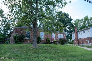 5414 Oakcreek Ln, Louisville, KY 40291 - photo 3