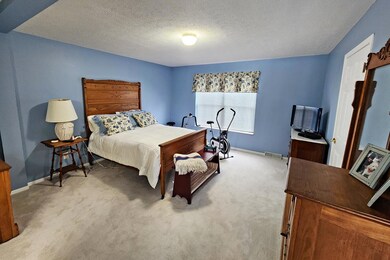 7 Master bedroom