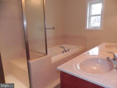 65 Hartzell Dr, Shepherdstown, WV 25443 - photo 5