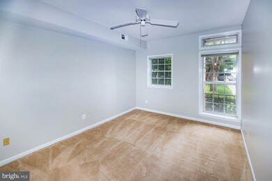 1377 Garden Wall Cir unit 609, Reston, VA 20194 - photo 5