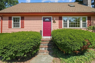 30 Crimson Rd, Billerica, MA 01821 - photo 3