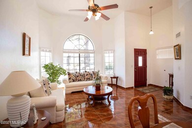 Entrance / Living Room
