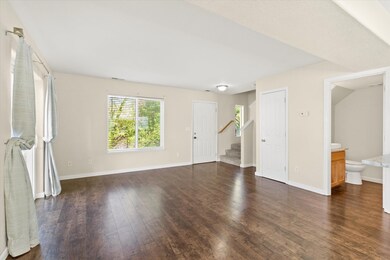 06-212 Oak St 214-6