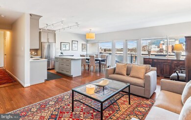 4720 Chevy Chase Dr unit 406, Chevy Chase, MD 20815 - photo 2