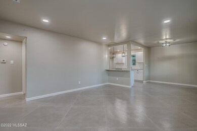 726 E Knox Dr, Tucson, AZ 85719 - photo 4