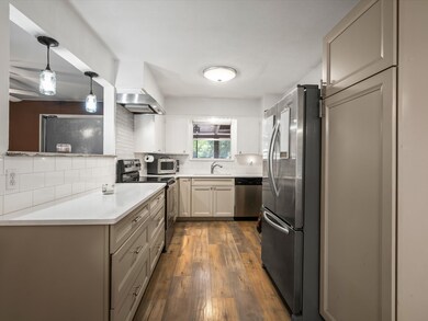 1009 Red Oak St, Azle, TX 76020 - photo 3