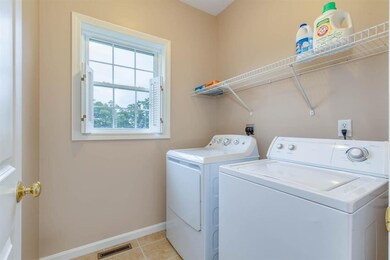 25 Collins Way, Pelham, NH 03076 - photo 7