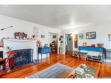 2162 Riverview St, Eugene, OR 97403 - photo 6