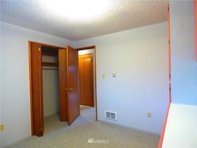 7015 Pioneer Hwy, Stanwood, WA 98292 - photo 6