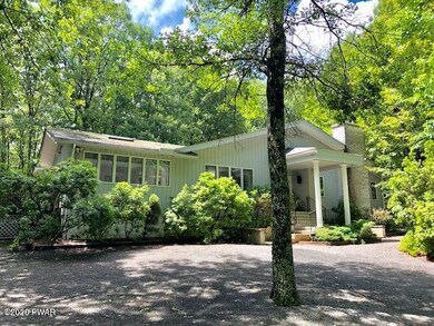 805 Falling Brook Ct, Hawley, PA 18428 - photo 6