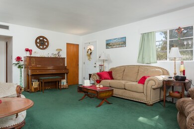 2801 E. Croyden-9837-Edit
