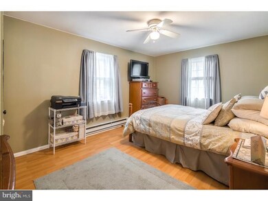 4000 Lasher Rd, Drexel Hill, PA 19026 - photo 7