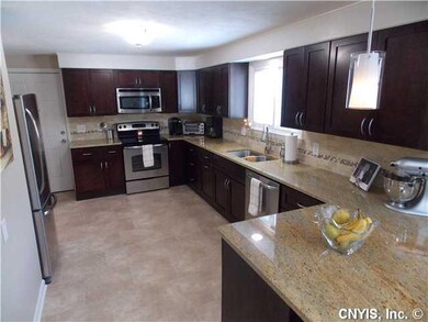 Kitchen GORGEOUS BRAND NEW KITCHEN, GRANITE COUNTE