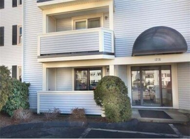 1218 Vfw Pkwy unit 51, West Roxbury, MA 02132 - photo 2