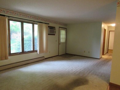 Living room 1