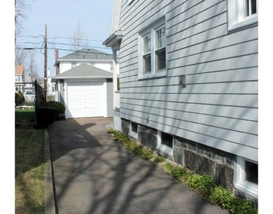 39 Neponset Rd, Quincy, MA 02169 - photo 3