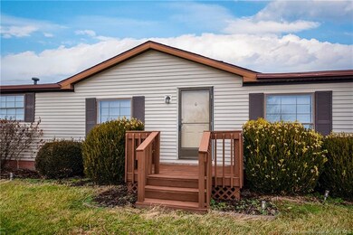 7787 Pete Andres Rd, Floyds Knobs, IN 47119 - photo 3