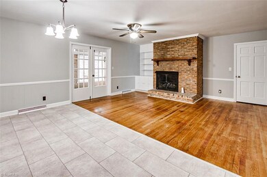 743 Inwood Rd, Asheboro, NC 27205 - photo 5