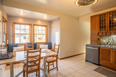 2306 Jay Ln, Rolling Meadows, IL 60008 - photo 4