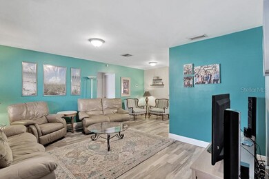 7910 W Hiawatha St, Tampa, FL 33615 - photo 4