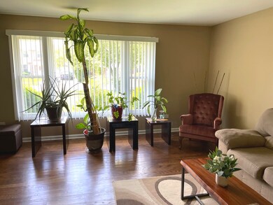 17549 Cypress Ave, Country Club Hills, IL 60478 - photo 3