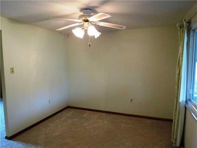 Dining Room. 11X10 Diningroom