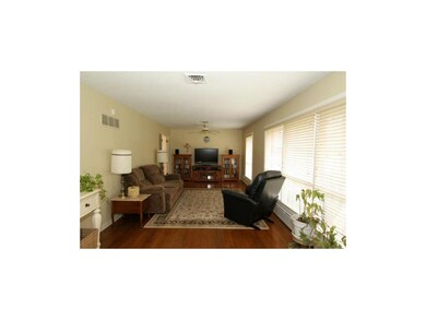 Spacious living room