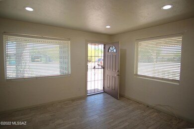 4614 E 16th St, Tucson, AZ 85711 - photo 3