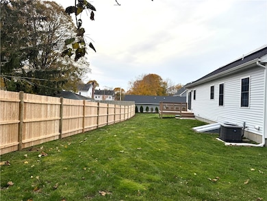 4 Village Rd, Westerly, RI 02808 - photo 7