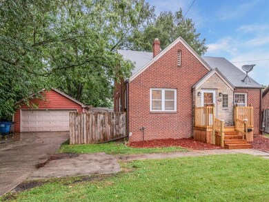 5021 Hickman Rd, Des Moines, IA 50310 - photo 2